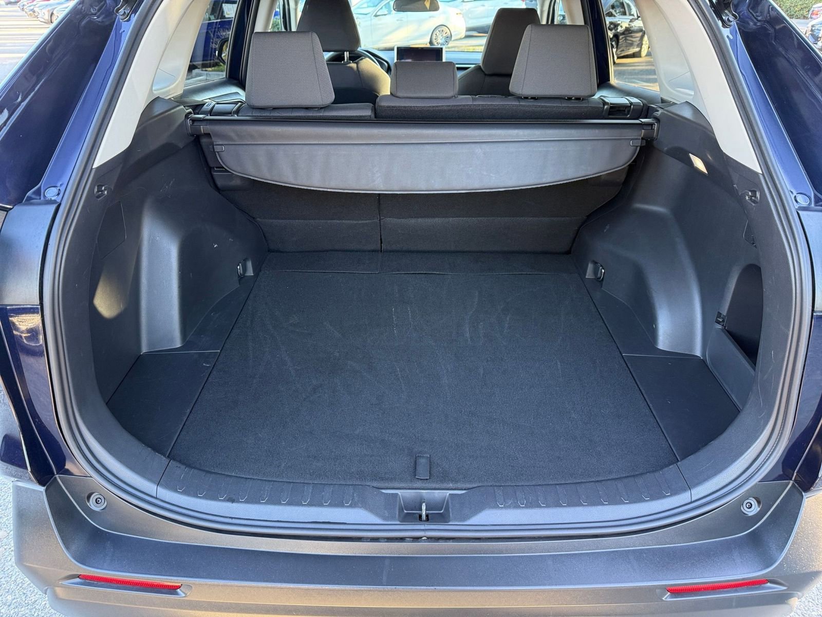 Used 2025 Toyota RAV4 XLE image 28