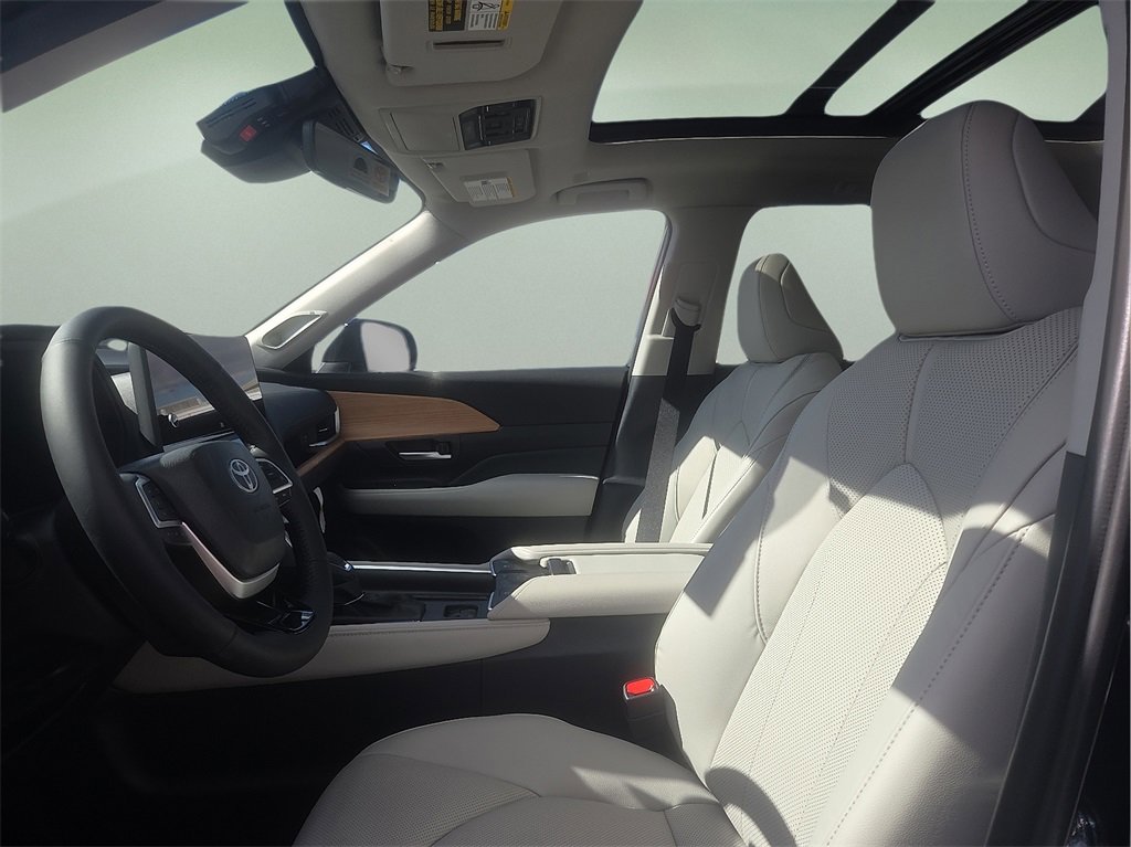 New 2026 Toyota Grand Highlander Limited image 20