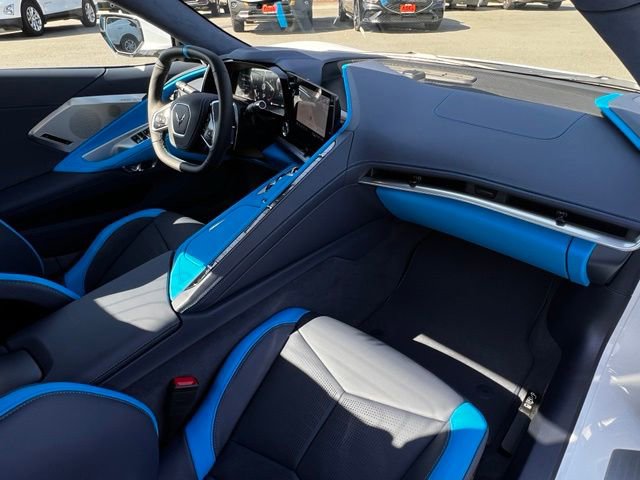 Used 2023 Chevrolet Corvette Stingray Premium Conv w/ Z51 Performance Package RWD image 25