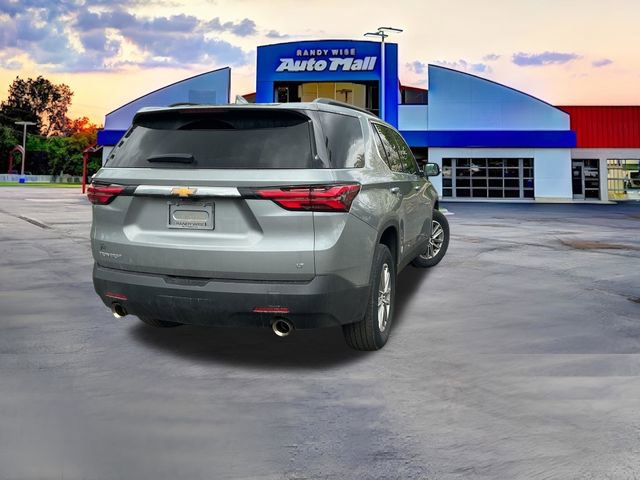 Used 2023 Chevrolet Traverse LT FWD image 8