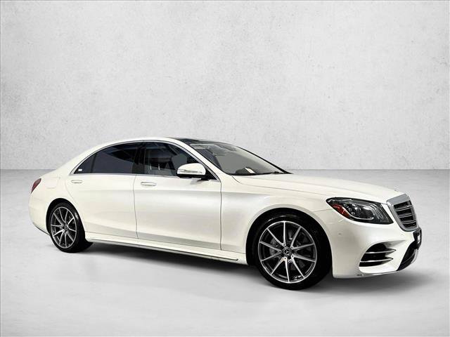 Used 2020 Mercedes-Benz S 560 Sedan image 3