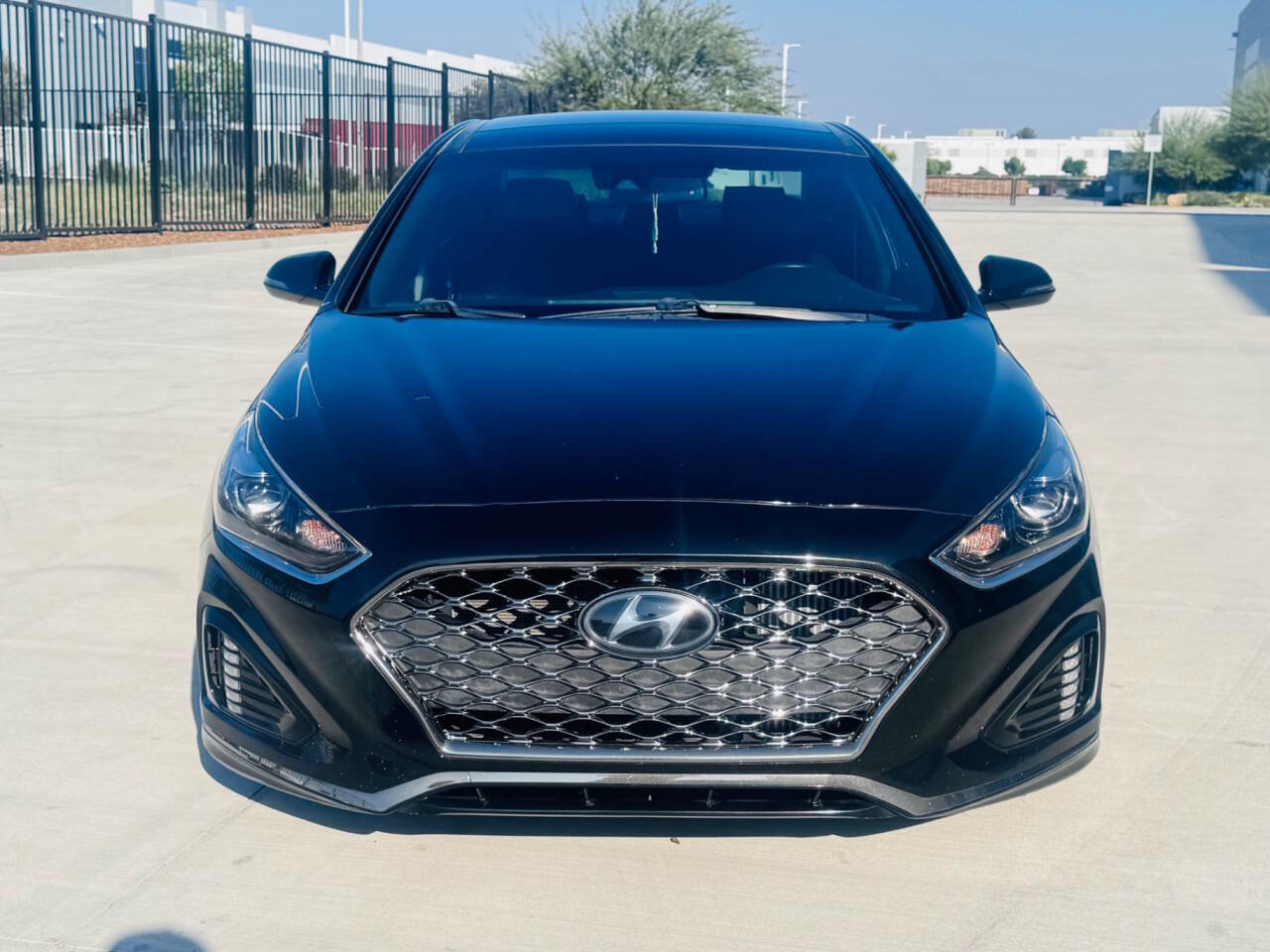 Used 2019 Hyundai Sonata Limited image 3