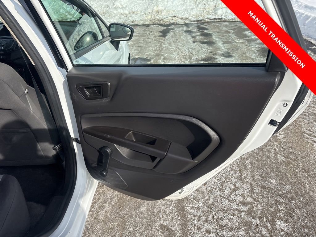 Used 2016 Ford Fiesta S image 9
