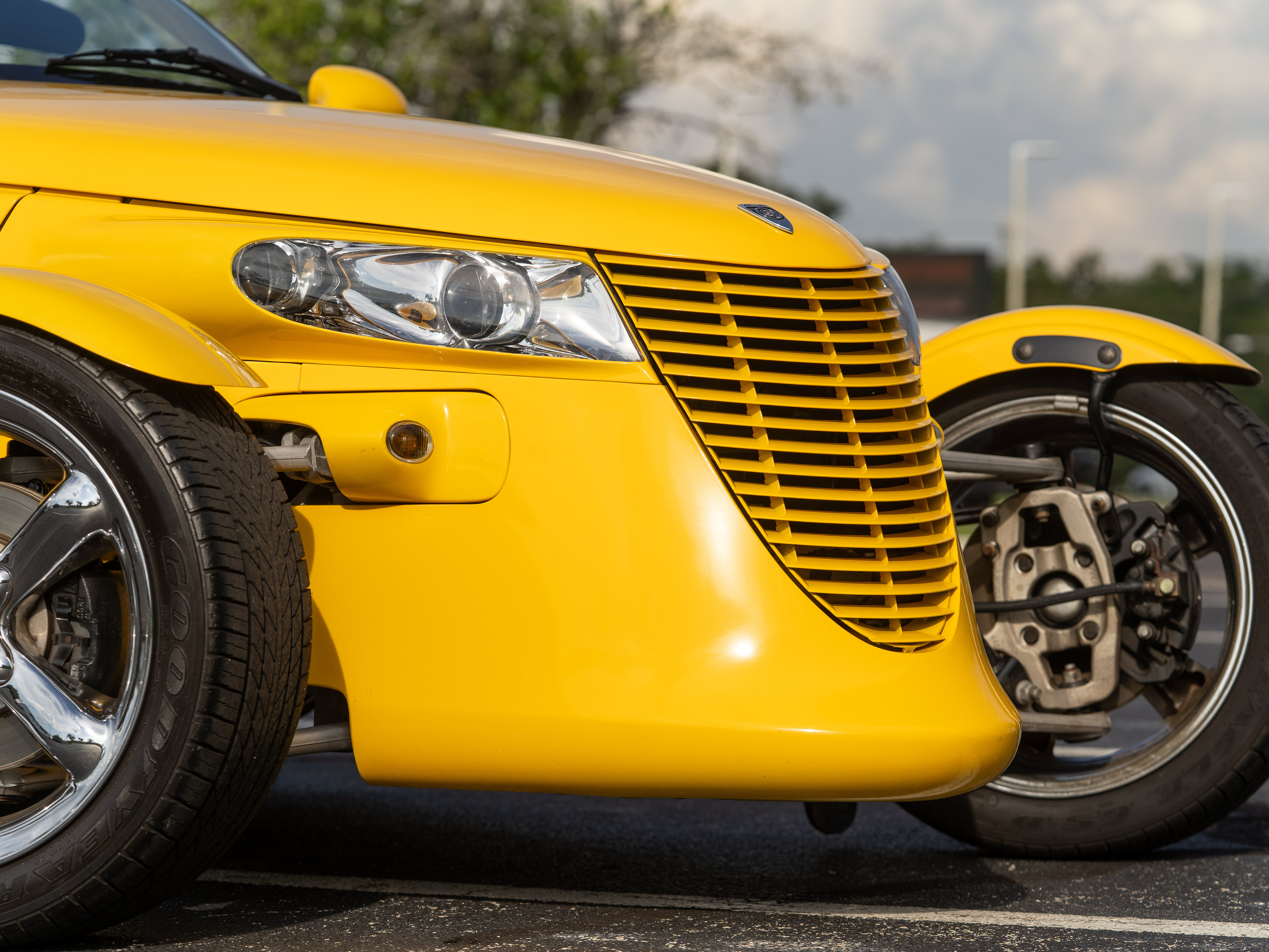Used 2002 Chrysler Prowler RWD image 28