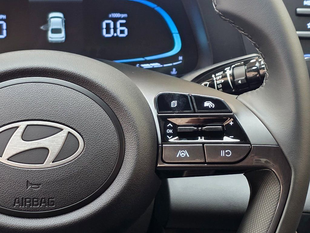 New 2026 Hyundai Elantra SEL Sport Premium FWD image 17