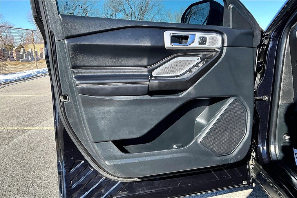 Certified 2020 Ford Explorer ST w/ Premium Technology Package image 22