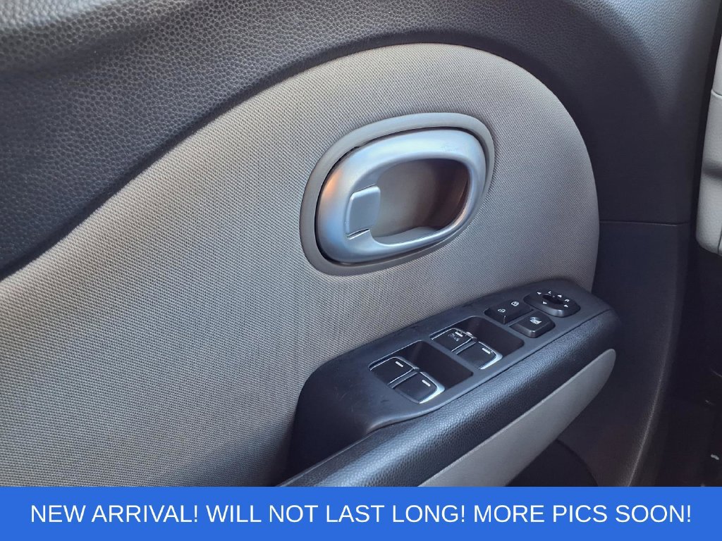 Used 2019 Kia Soul FWD image 24