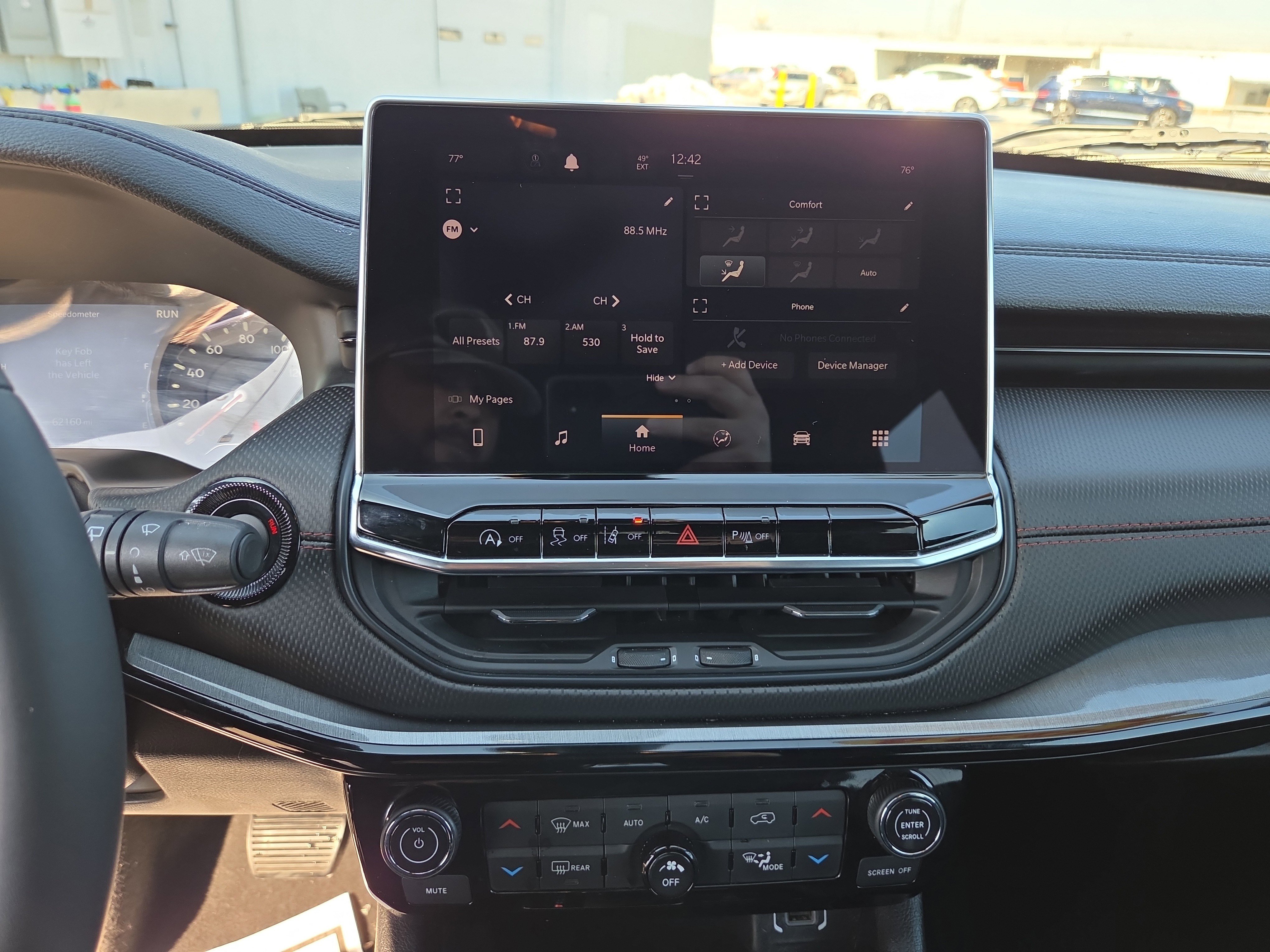 Used 2024 Jeep Compass Trailhawk image 14