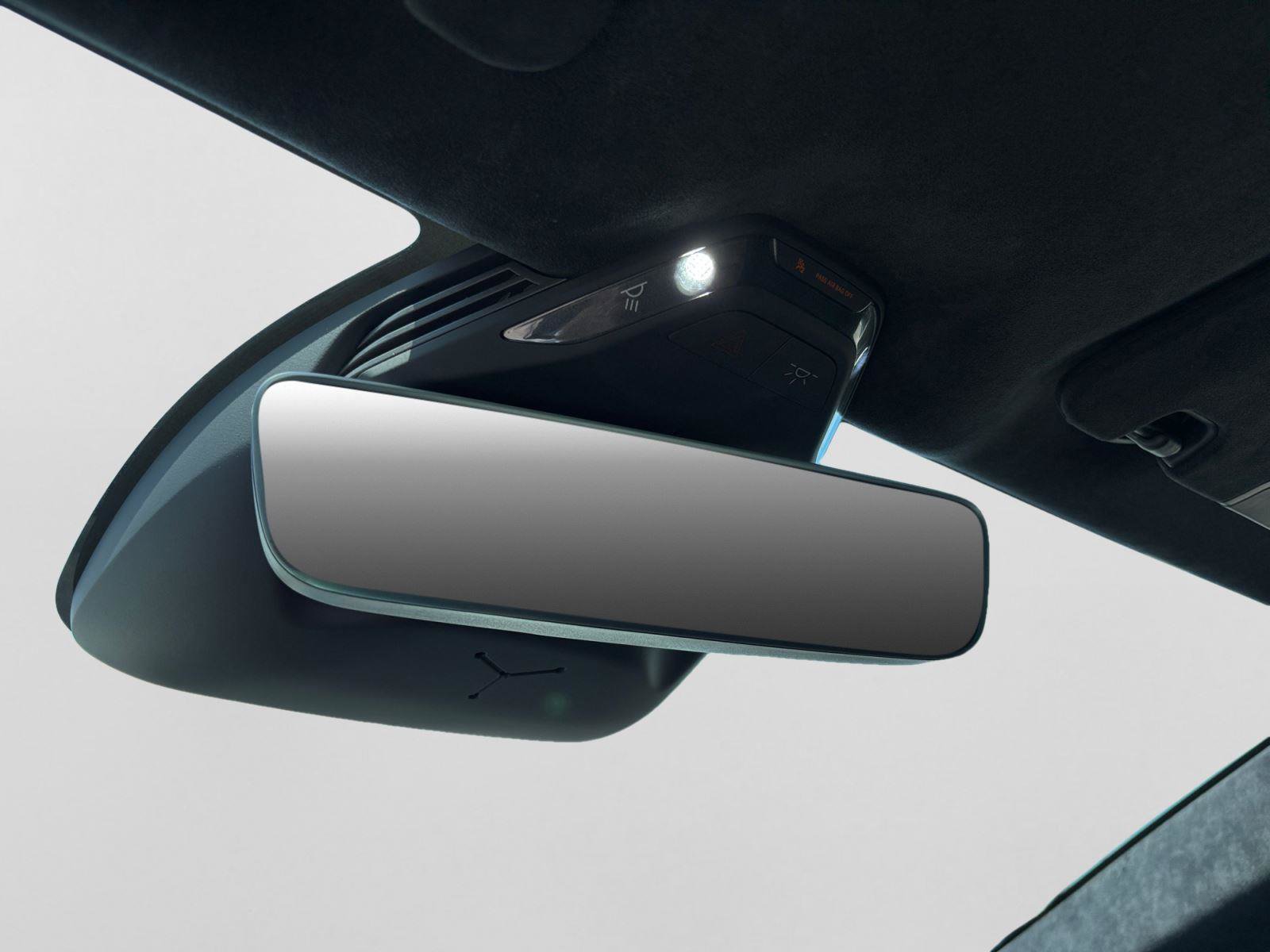 Used 2024 Lucid Air Pure RWD image 31