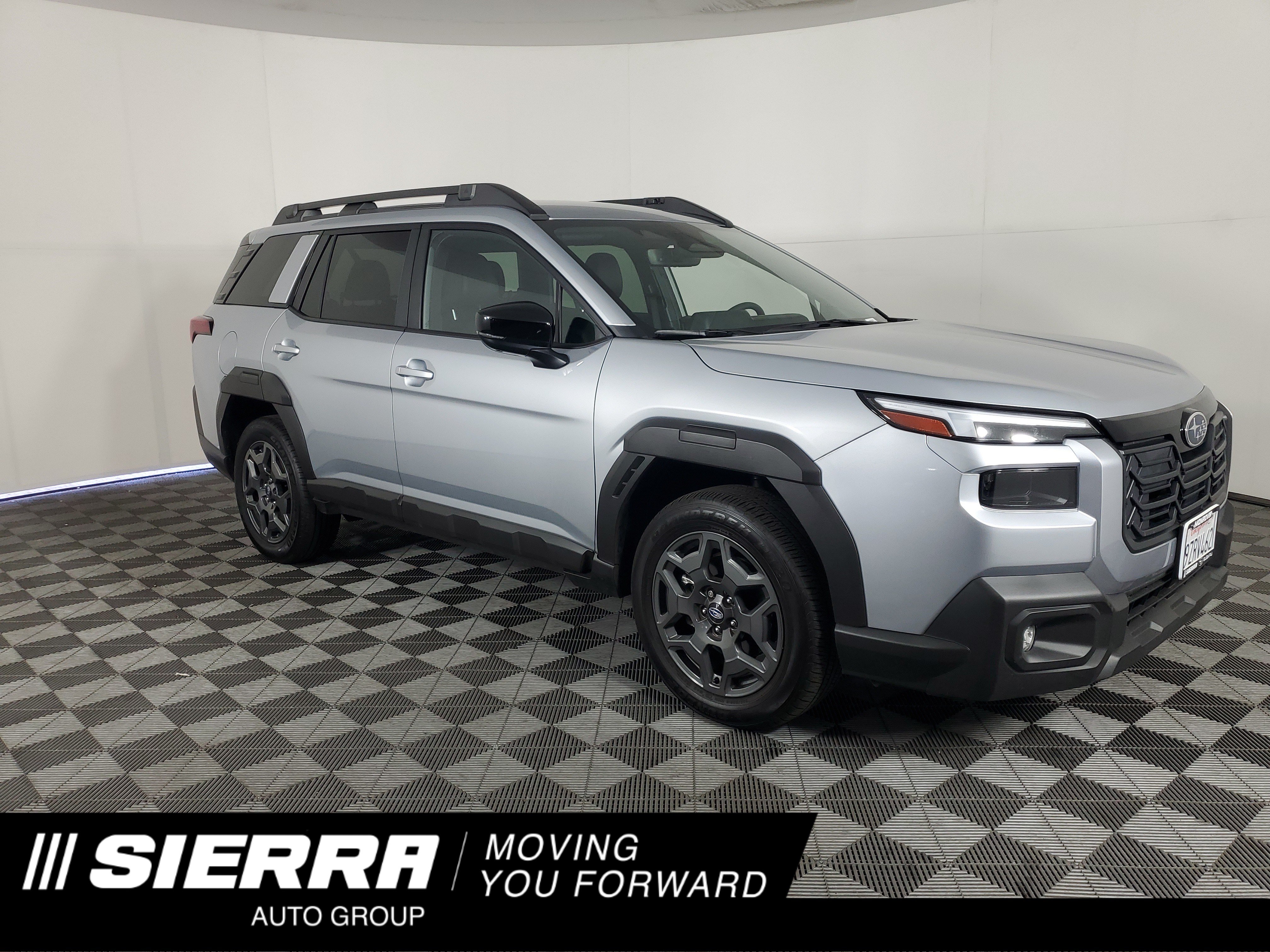 Used 2026 Subaru Outback Premium AWD/4WD image 1