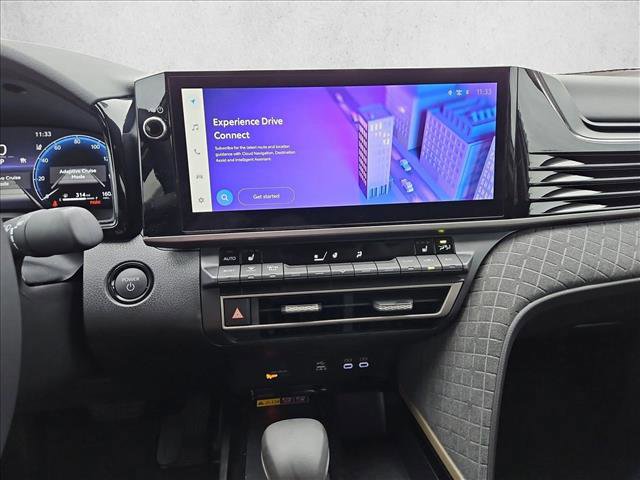 Used 2026 Toyota Camry XLE FWD image 15