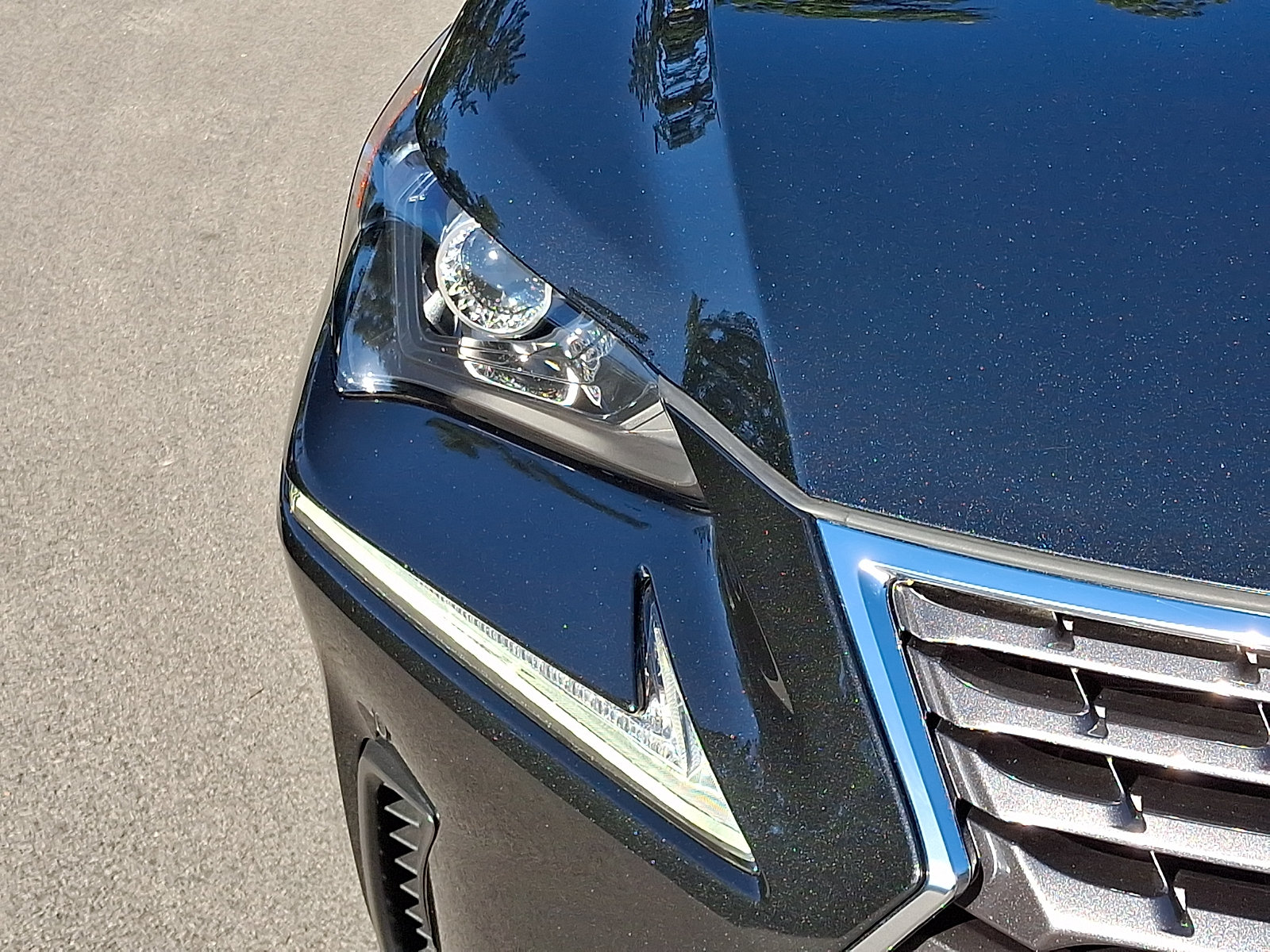 Certified 2021 Lexus NX 300h AWD w/ Premium Package image 9