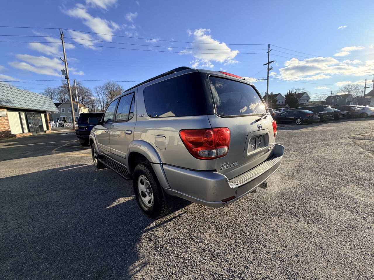 Used 2005 Toyota Sequoia SR5 image 46