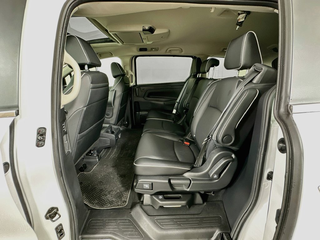 Certified 2026 Honda Odyssey Touring image 24