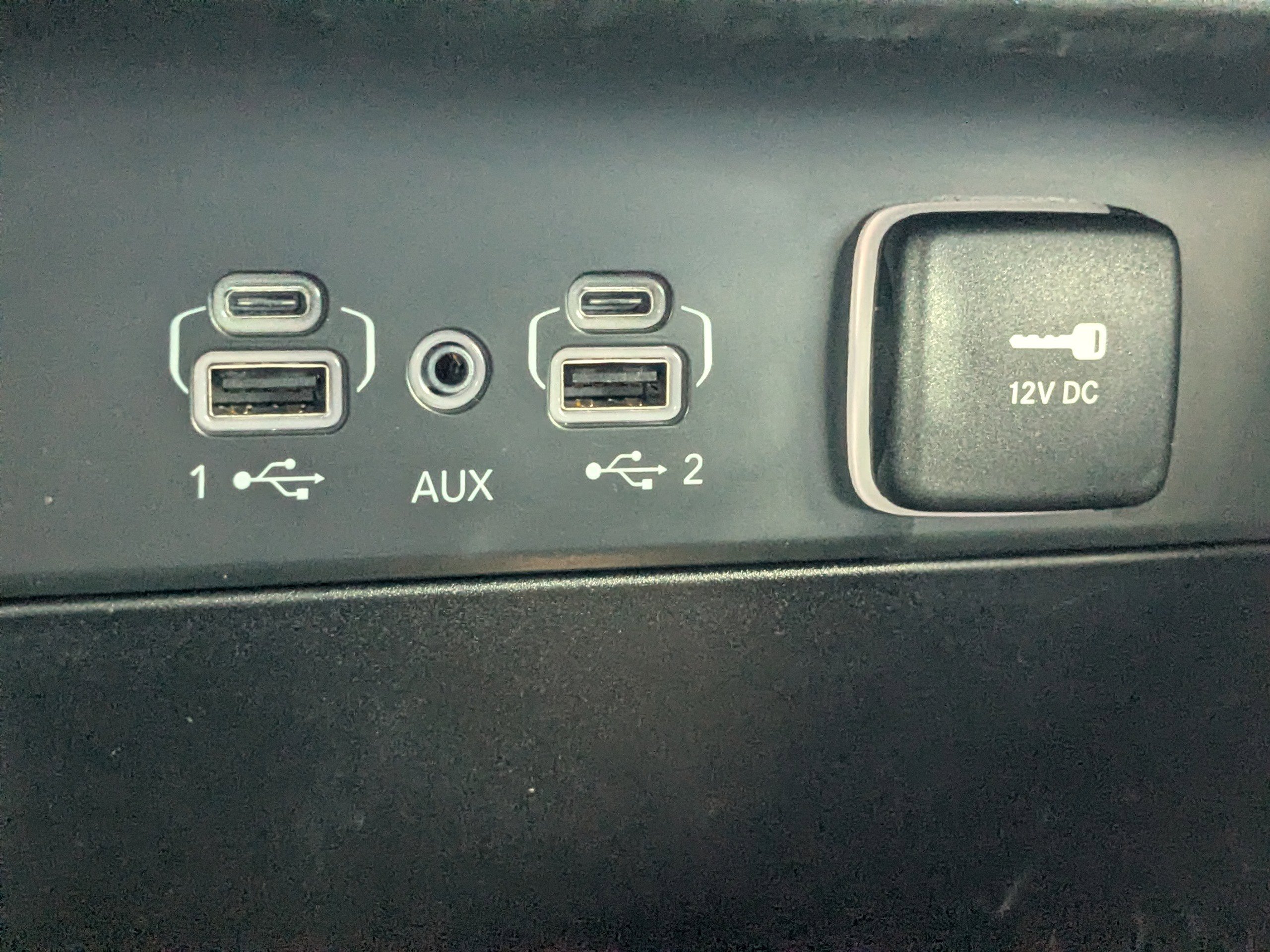 Used 2023 Jeep Grand Cherokee Limited RWD image 21