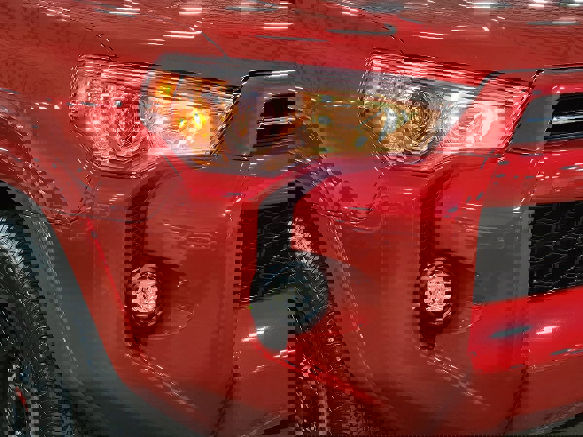 Used 2022 Toyota 4Runner SR5 image 13