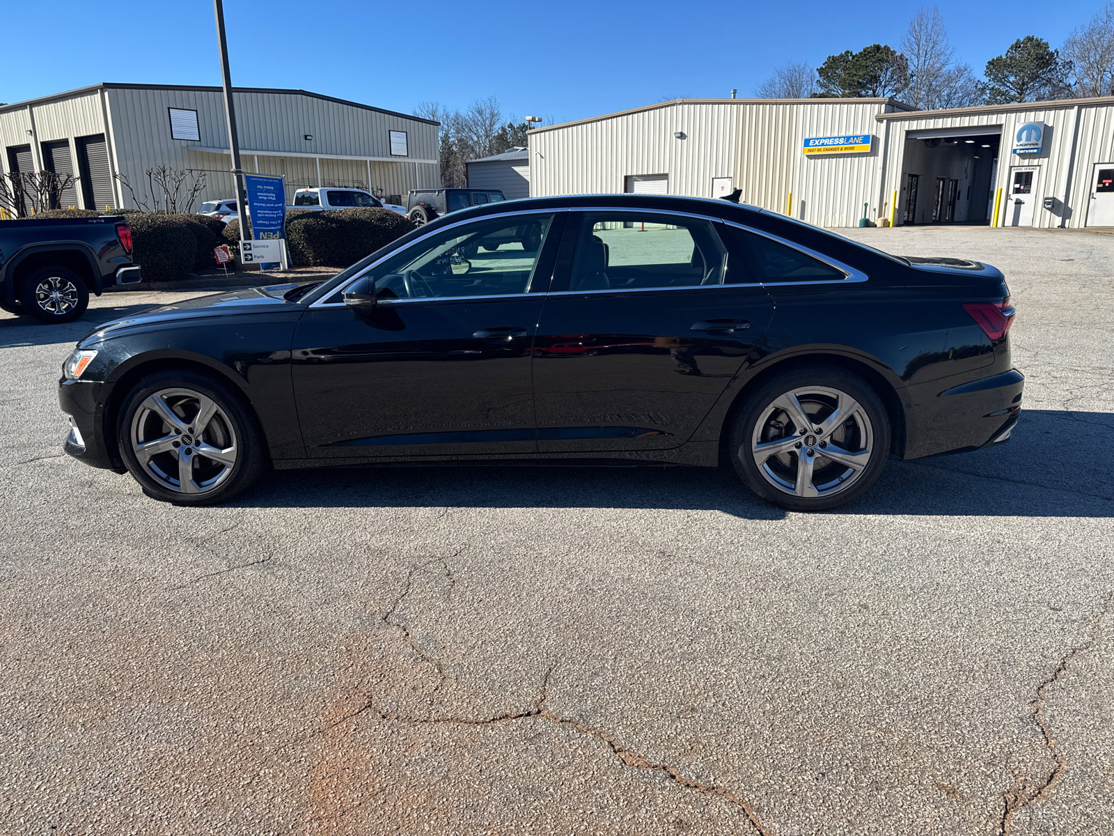 Used 2024 Audi A6 Premium Plus image 8