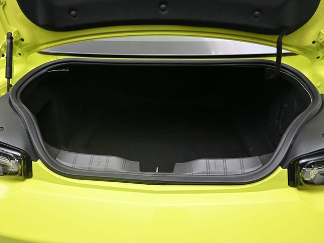 Used 2021 Chevrolet Camaro LT w/ RS Package image 24