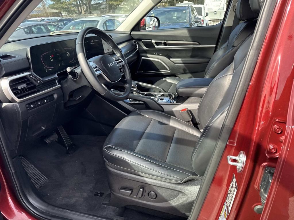 Used 2023 Kia Telluride S w/ S Sunroof Package image 17