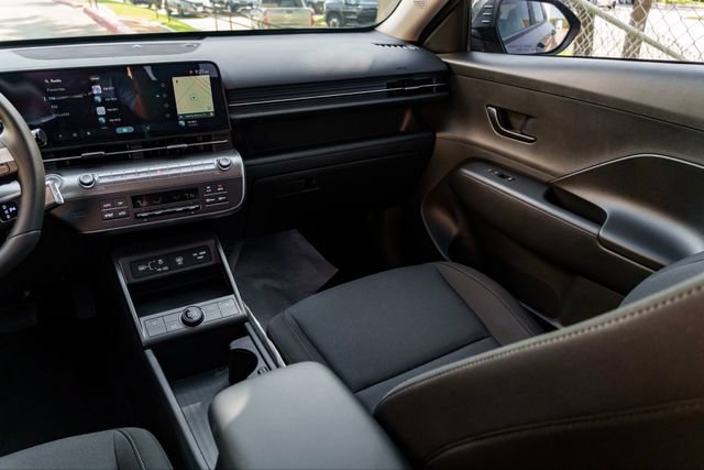 New 2025 Hyundai Kona SEL FWD image 23