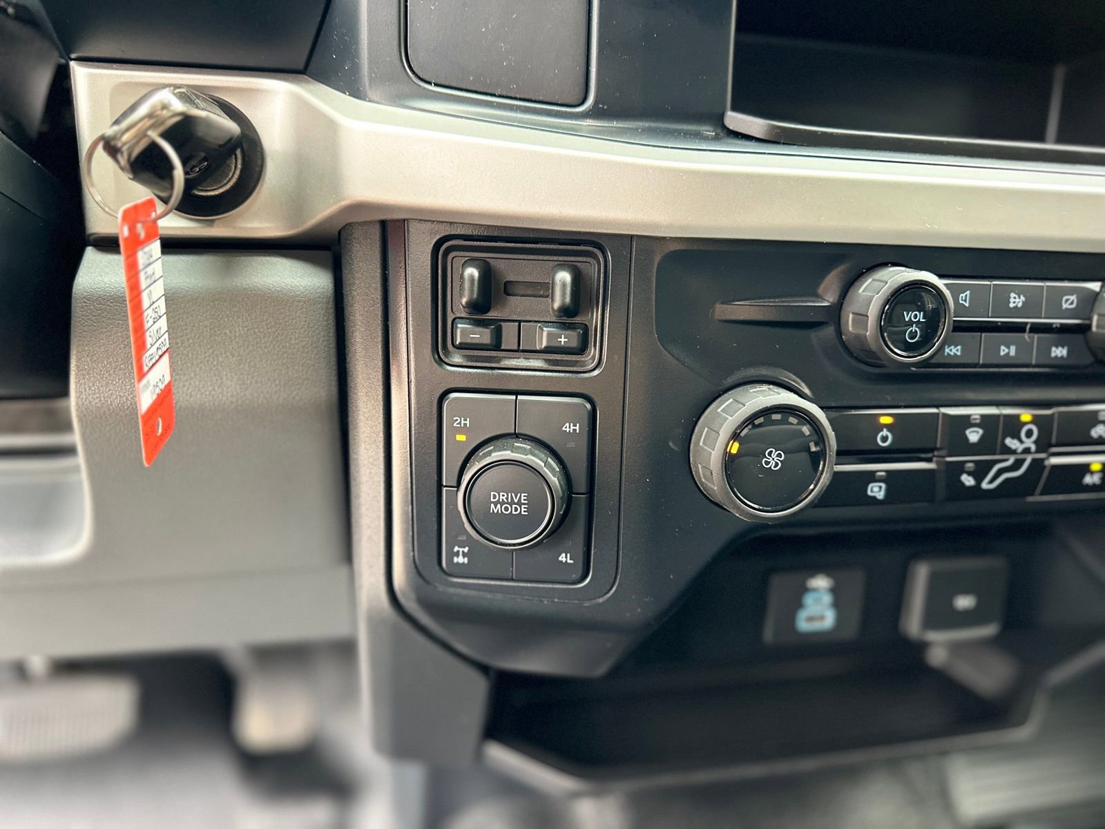 Used 2024 Ford F250 XL w/ XL Off-Road Package image 27