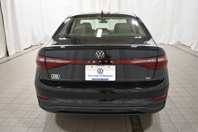 New 2025 Volkswagen Jetta SE image 11