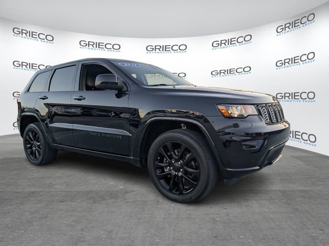 Used 2021 Jeep Grand Cherokee Laredo X image 1