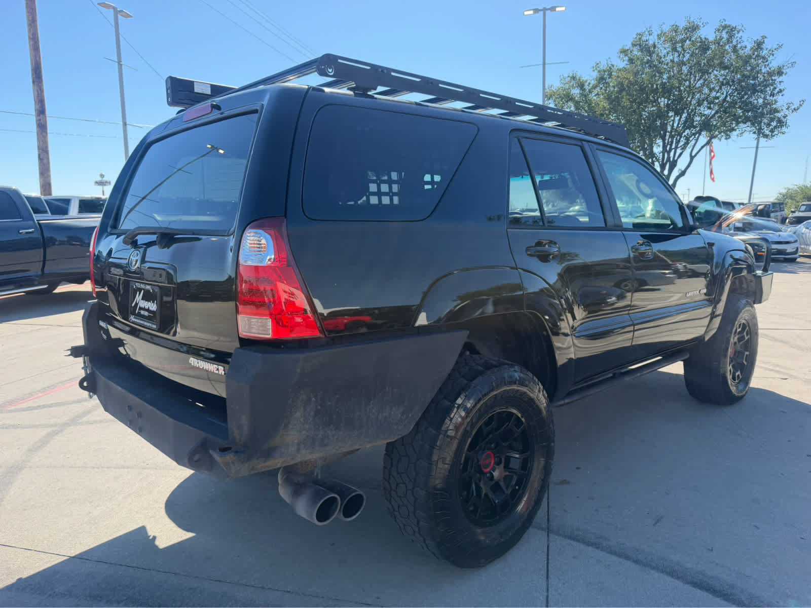 Used 2005 Toyota 4Runner Limited AWD/4WD image 3