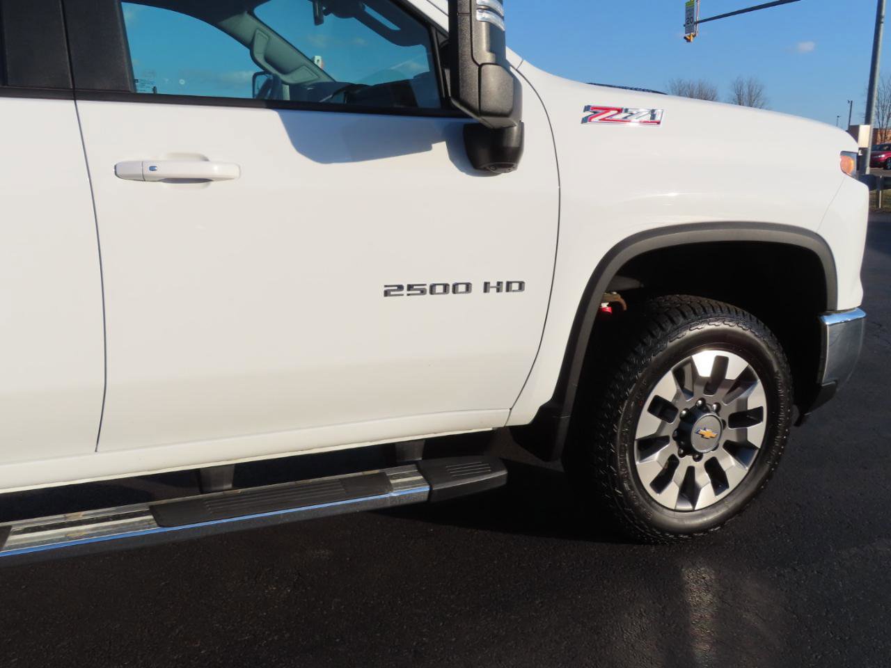 Used 2024 Chevrolet Silverado 2500 LT w/ True North Edition image 28