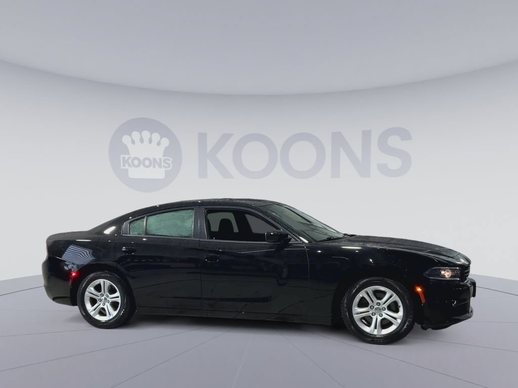 Used 2019 Dodge Charger SXT RWD image 12