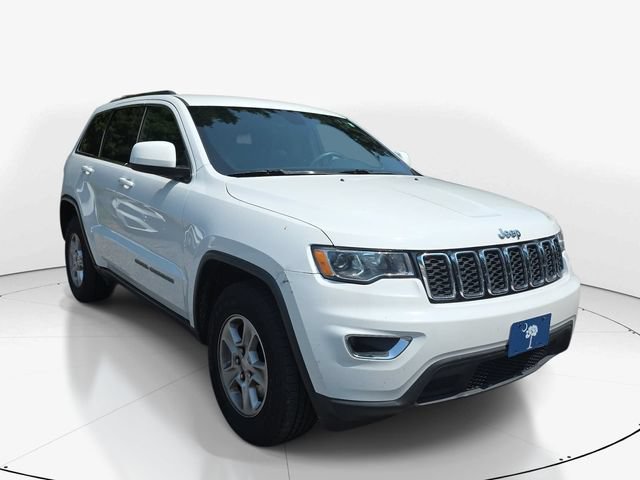 Used 2017 Jeep Grand Cherokee Laredo w/ Quick Order Package 2BE RWD image 3