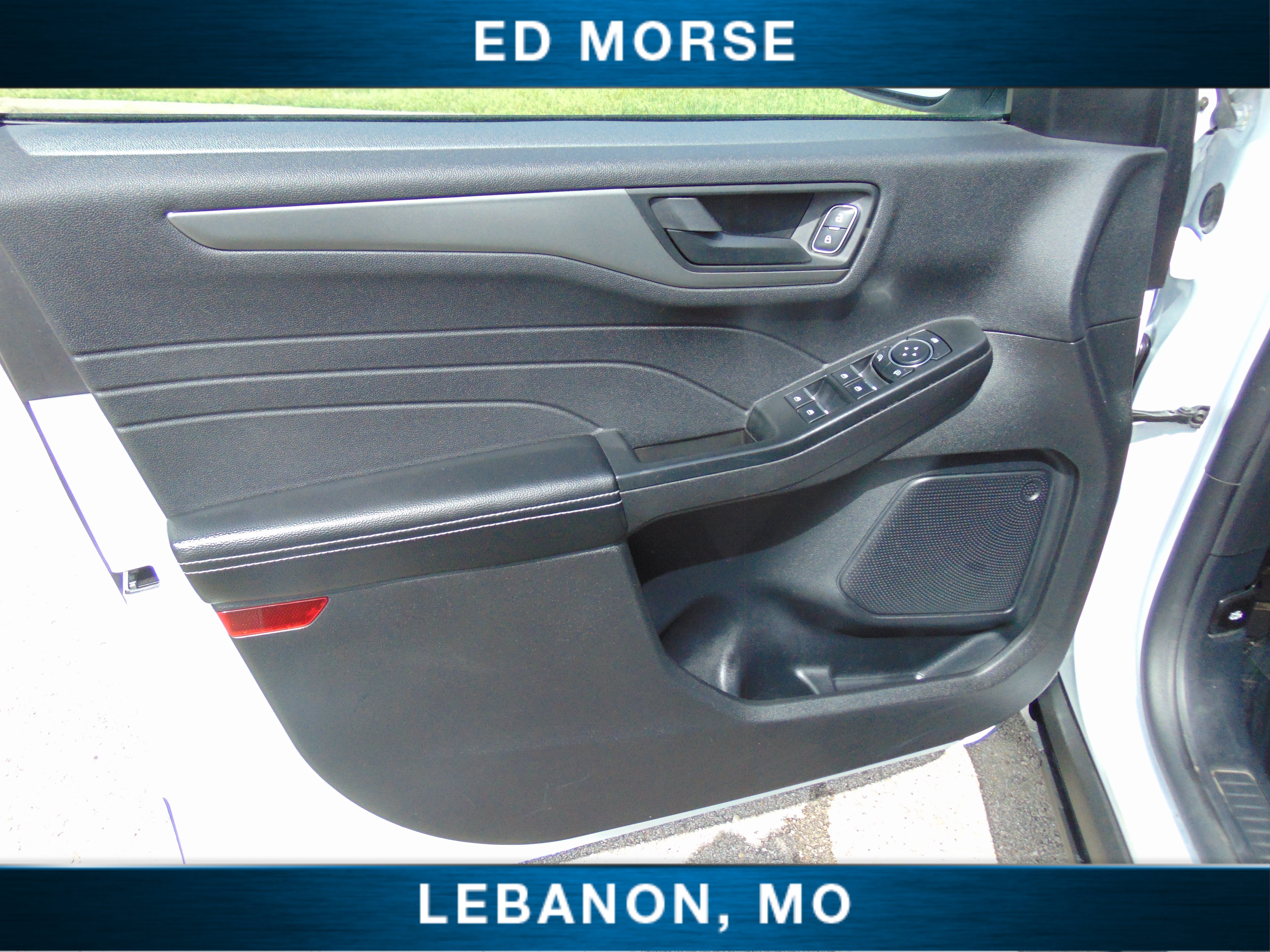 Certified 2025 Ford Escape Active AWD/4WD image 16