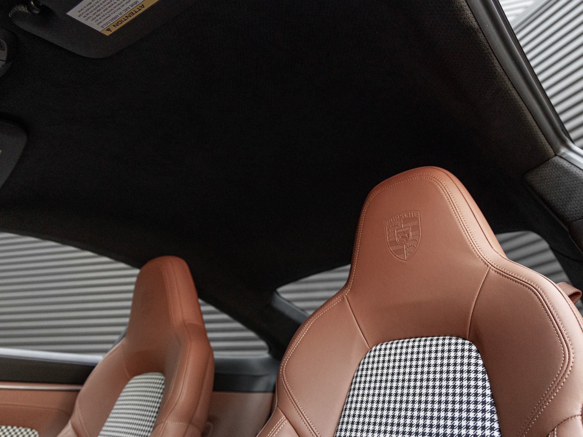 Certified 2023 Porsche 911 Sport Classic RWD image 18