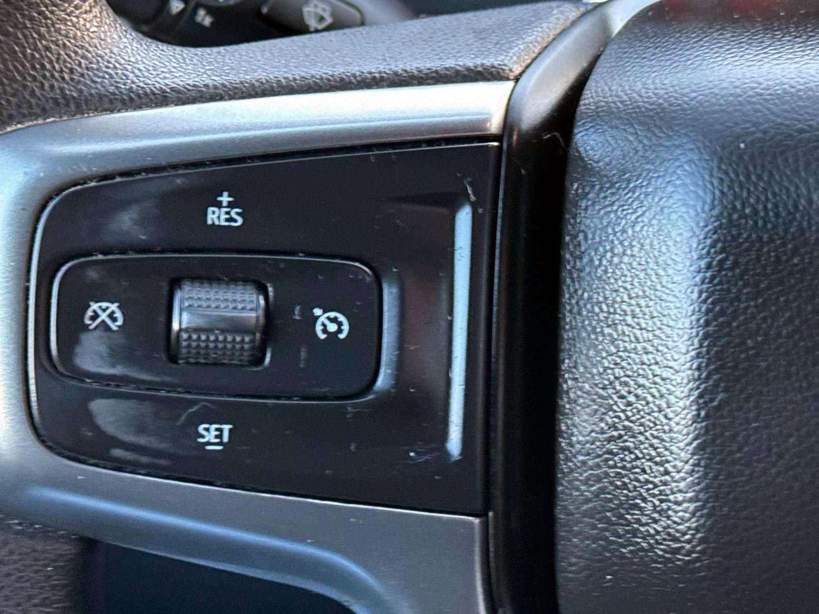 Used 2020 Chevrolet Silverado 1500 LT w/ Trailering Package image 16