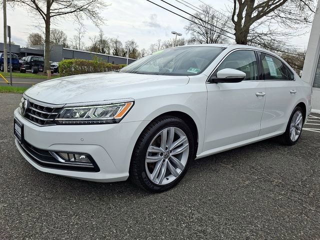 Used 2018 Volkswagen Passat 2.0T SE image 3