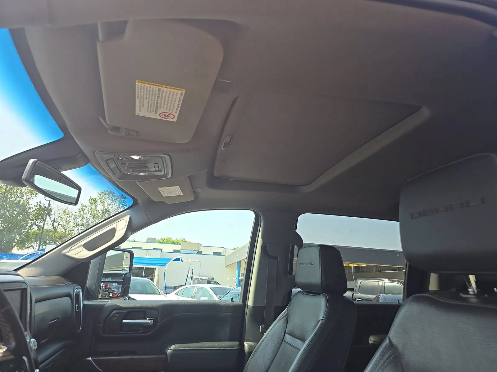 Used 2022 GMC Sierra 3500 Denali AWD/4WD image 8