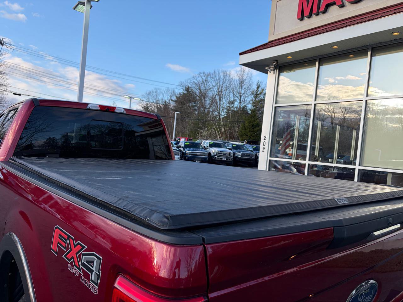 Used 2017 Ford F250 Lariat w/ Tow Technology Bundle AWD/4WD image 19