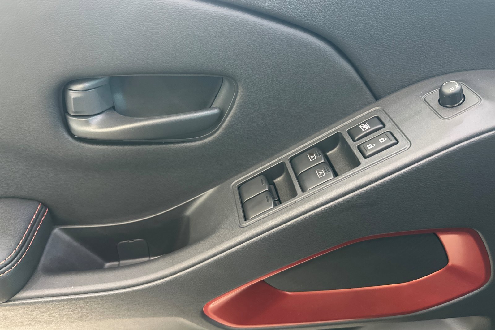 New 2026 Nissan Frontier PRO-4X w/ Pro Premium Package image 8