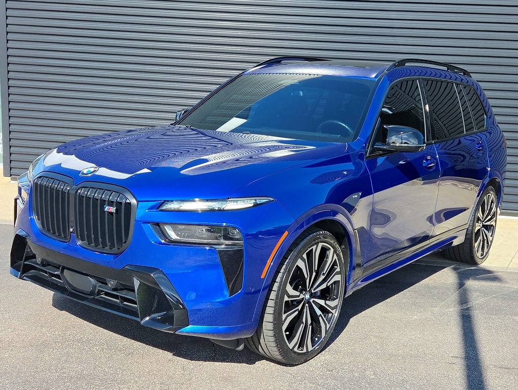 Used 2025 BMW X7 M60i AWD/4WD image 1