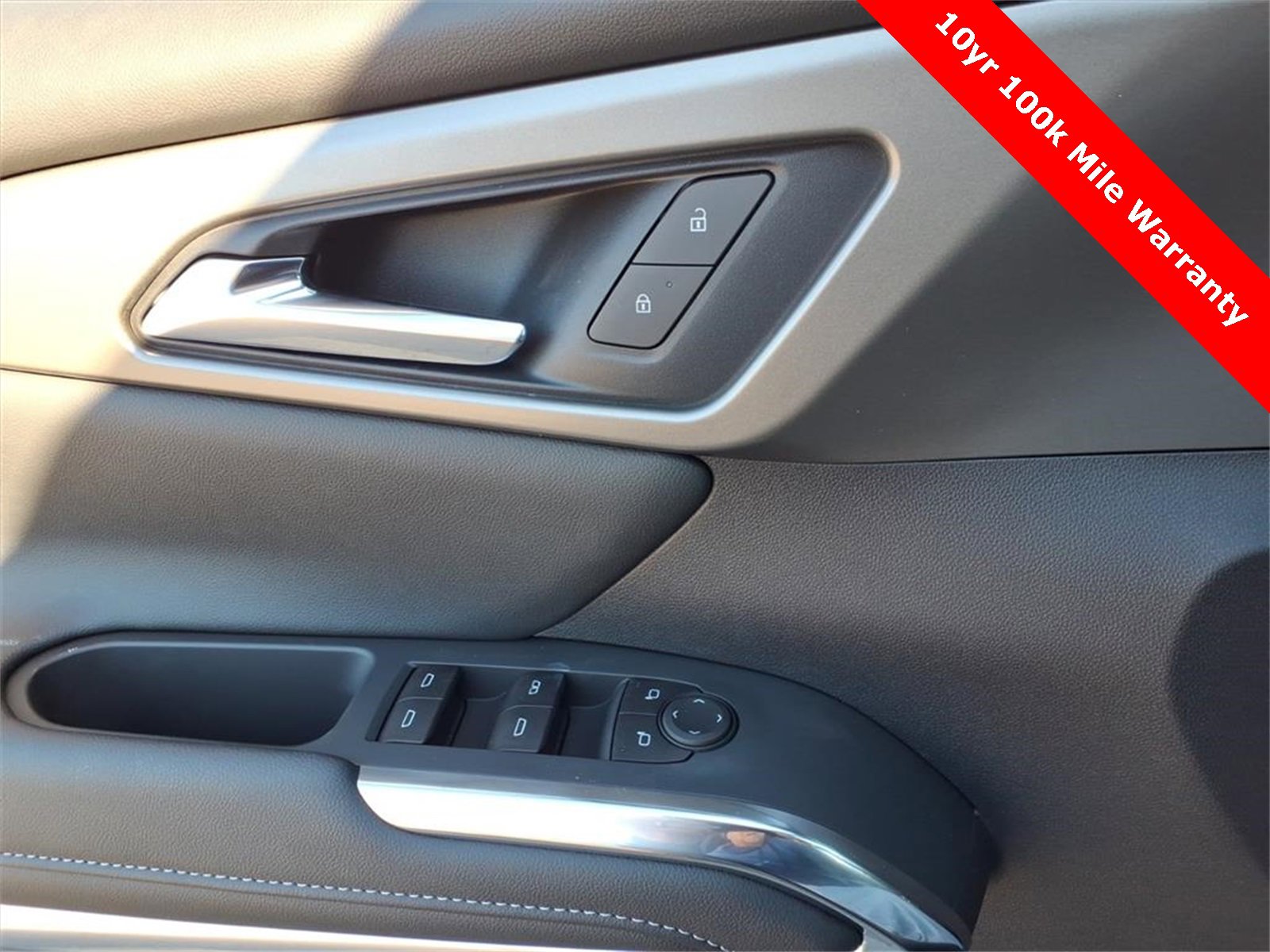 New 2026 Chevrolet Traverse LT w/ Sun and Wheel Package image 27