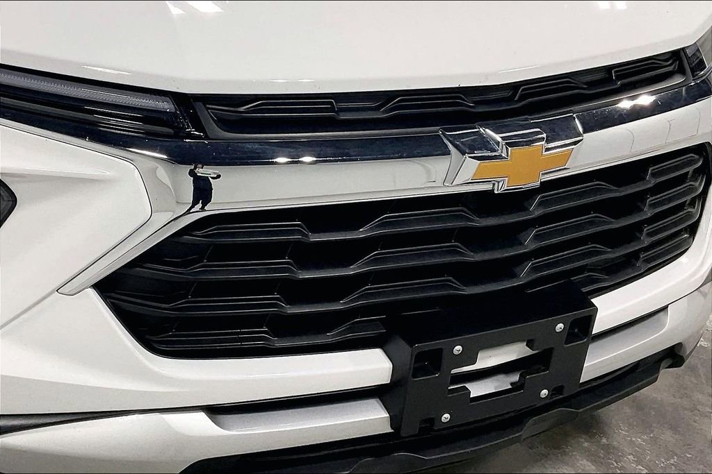 Used 2024 Chevrolet TrailBlazer LT w/ Convenience Package image 36