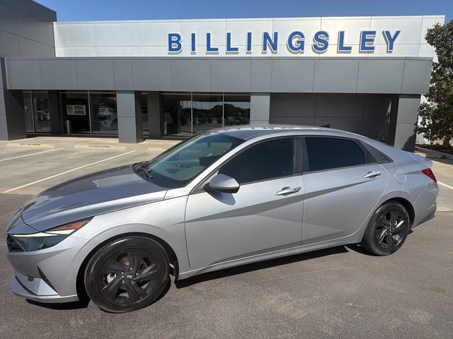 Used 2021 Hyundai Elantra SEL FWD video 1