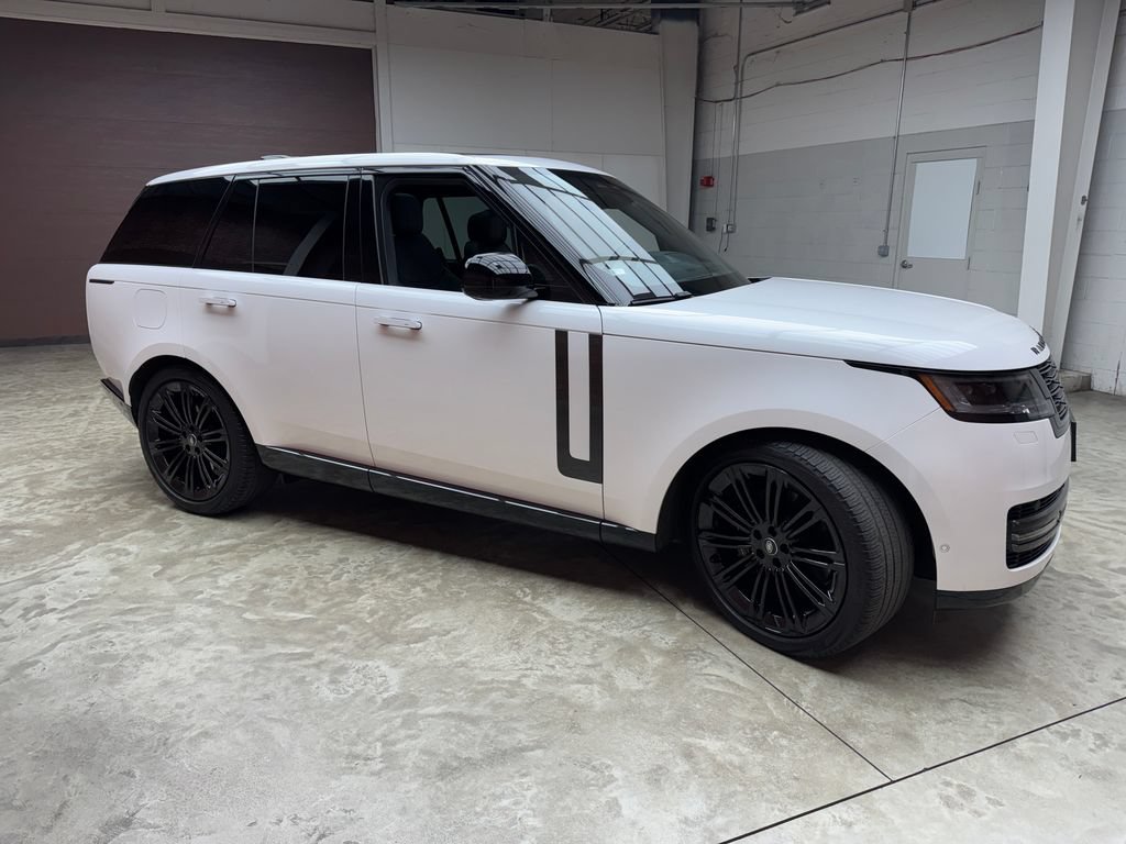 Used 2024 Land Rover Range Rover SE AWD/4WD image 6