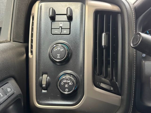 Used 2017 GMC Sierra 2500 Denali w/ Duramax Plus Package image 15