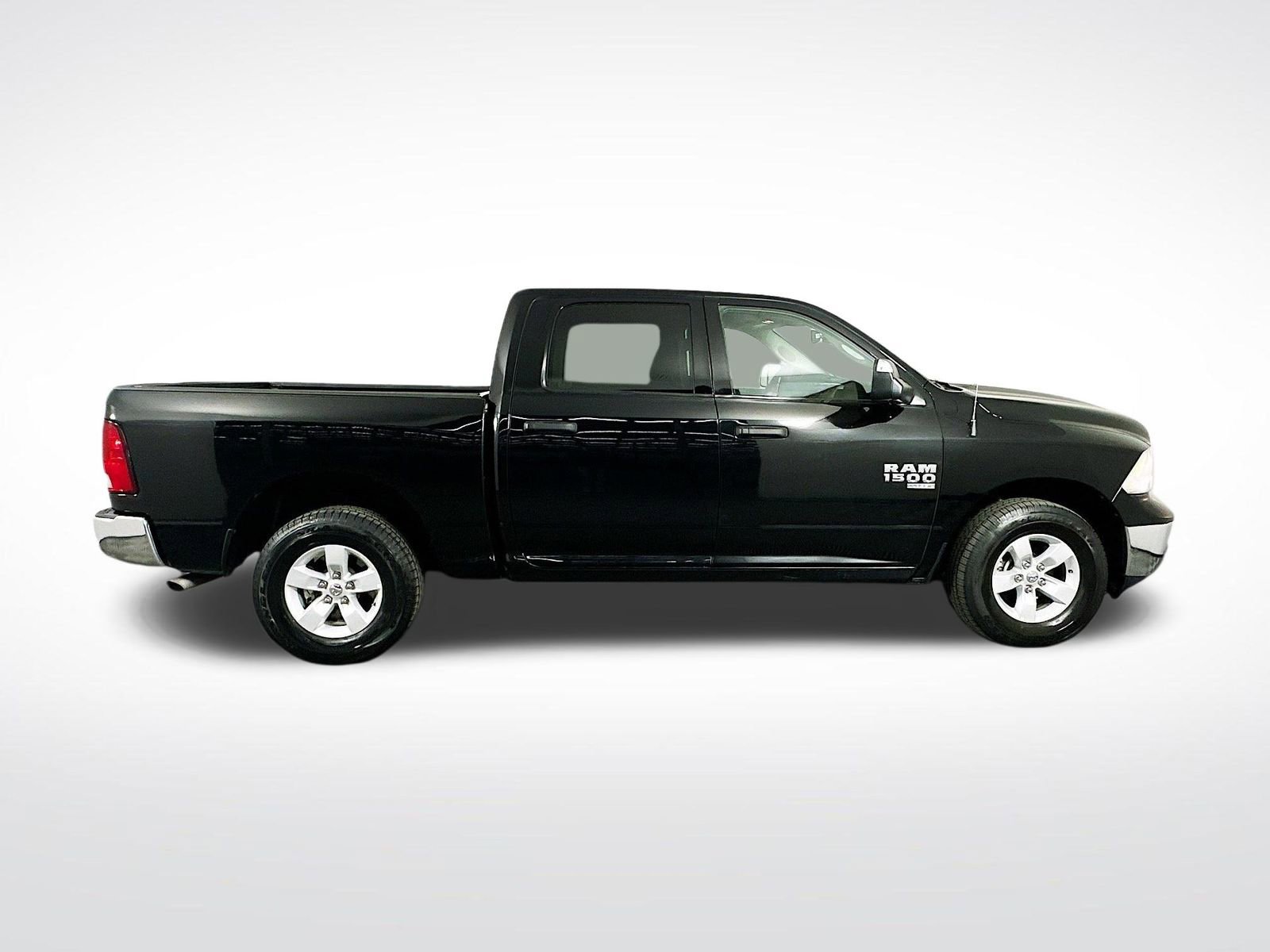 Used 2023 RAM 1500 Classic SLT w/ Trailer & Traction Group image 9