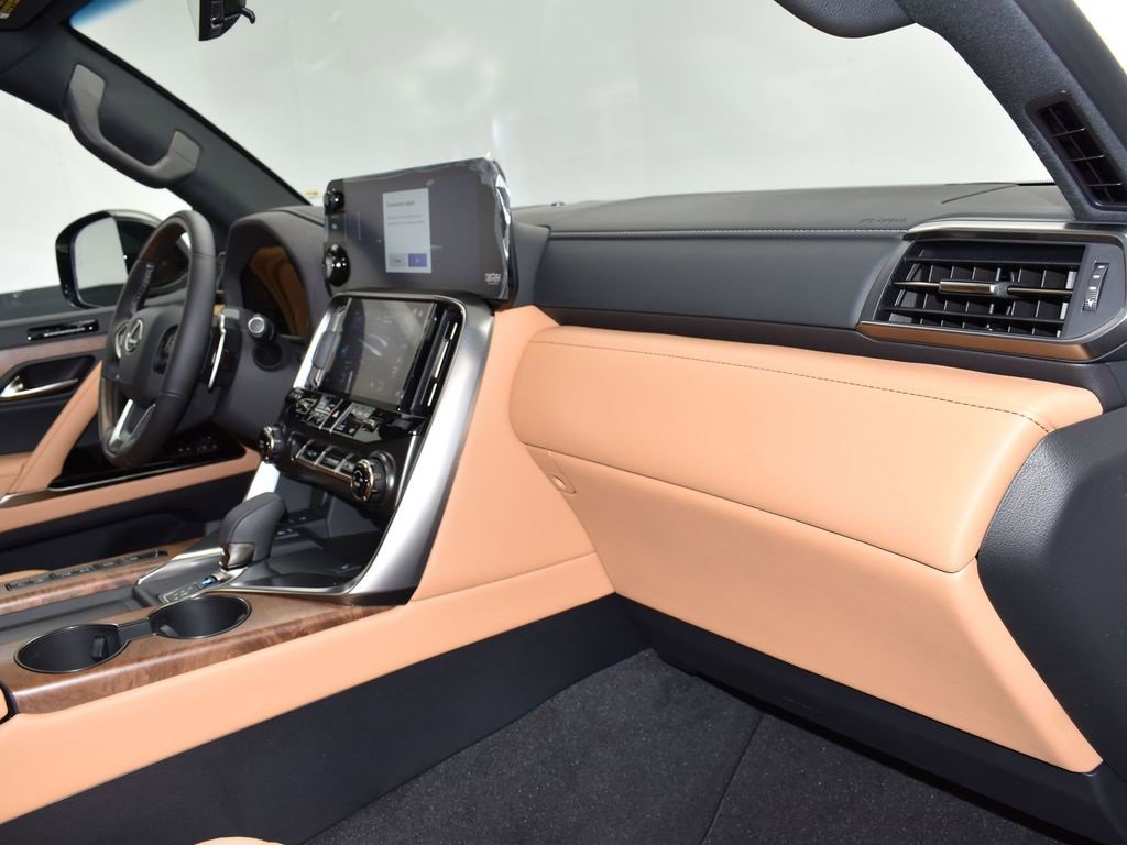 New 2026 Lexus LX 700h Luxury image 27