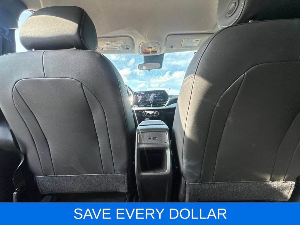 Used 2024 Chevrolet Trax LT w/ Driver Confidence Package FWD image 20