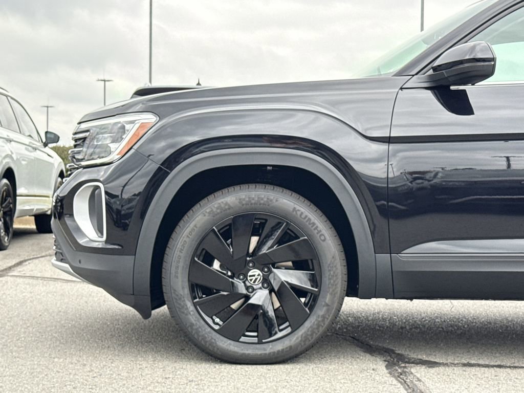 New 2026 Volkswagen Atlas SE image 9