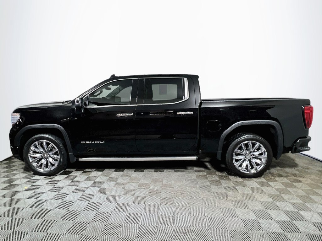 Used 2023 GMC Sierra 1500 Denali w/ Denali Reserve Package AWD/4WD image 4