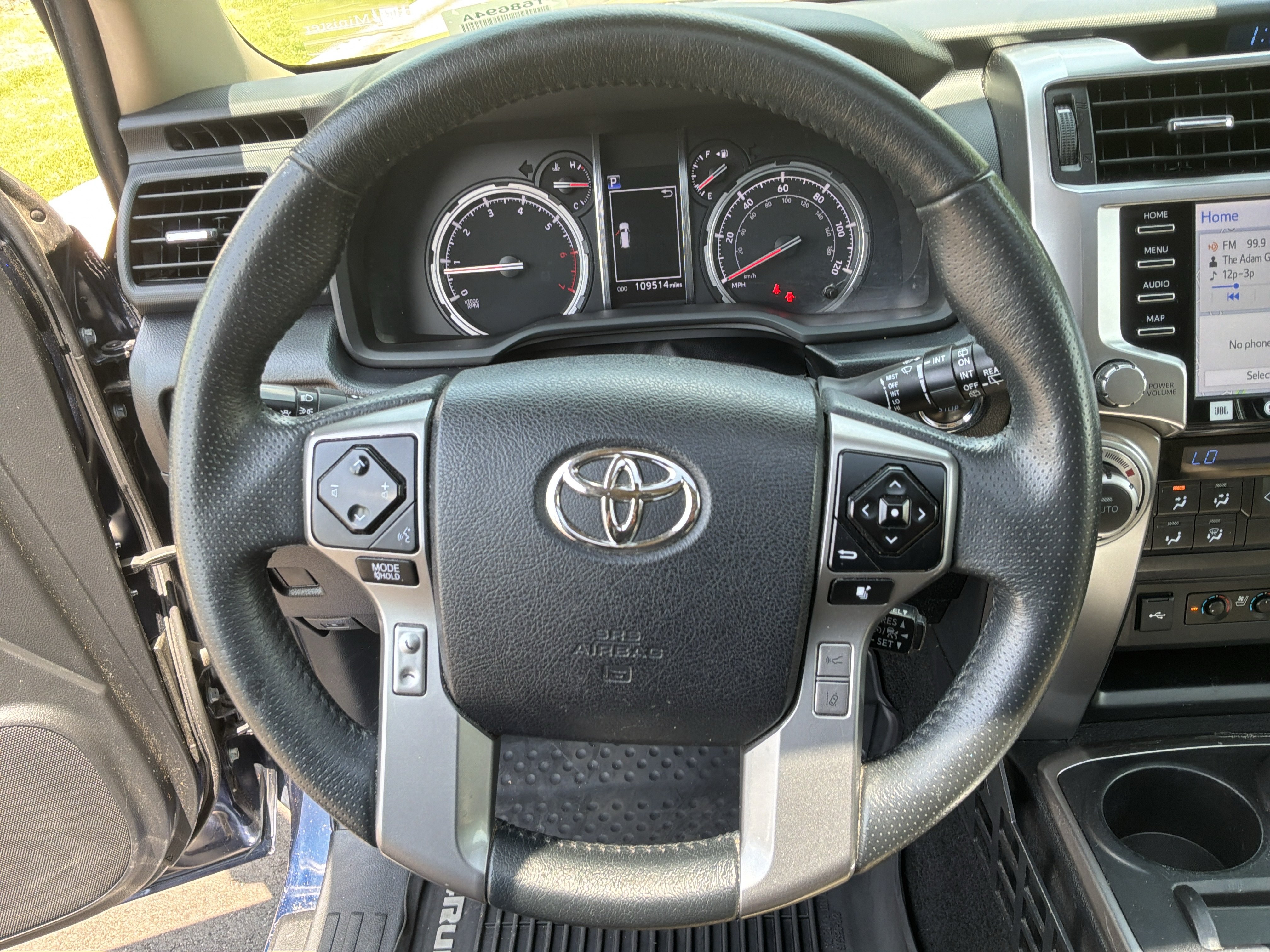 Used 2020 Toyota 4Runner Limited AWD/4WD image 18
